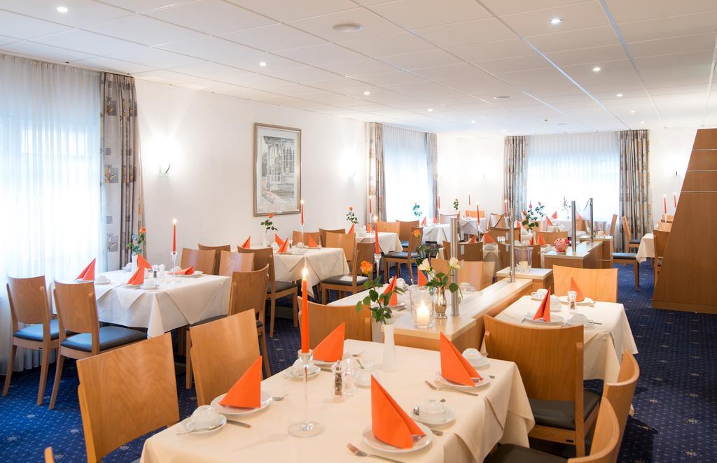 Amtsstueble Hotel & Restaurant Mosbach  Exterior photo