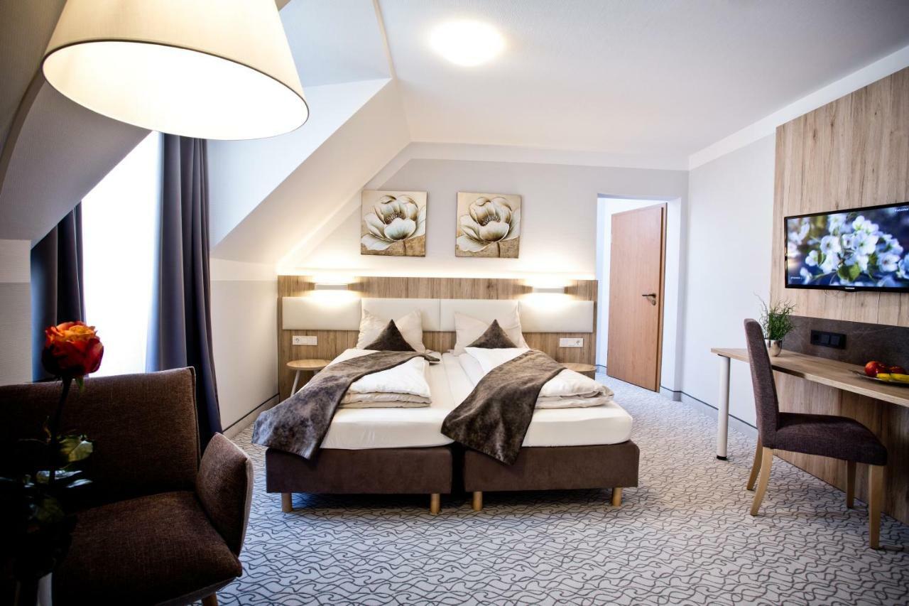 Amtsstueble Hotel & Restaurant Mosbach  Room photo